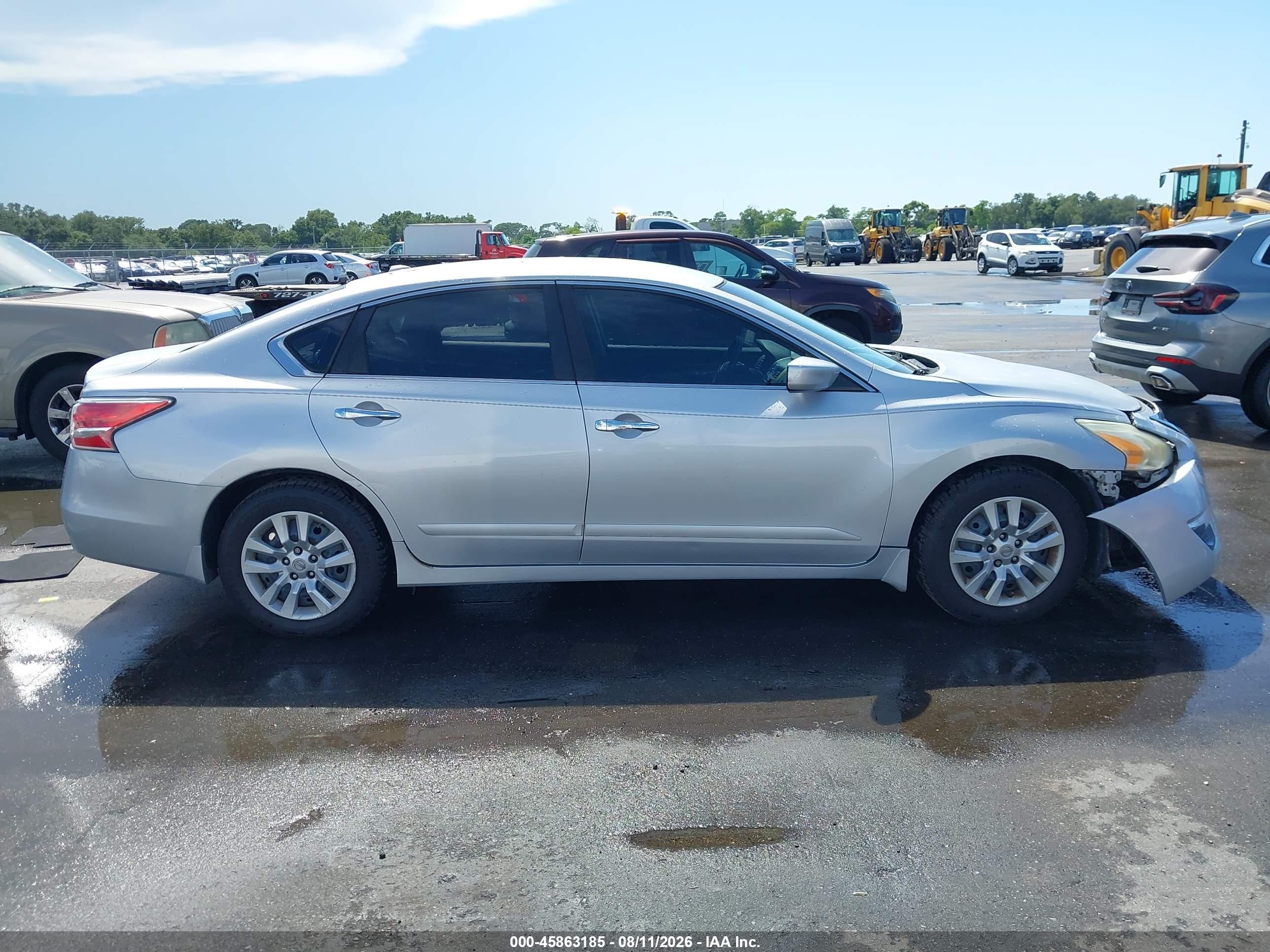 2014 Nissan Altima 2.5 S Silver vin: 1N4AL3AP2EN346821