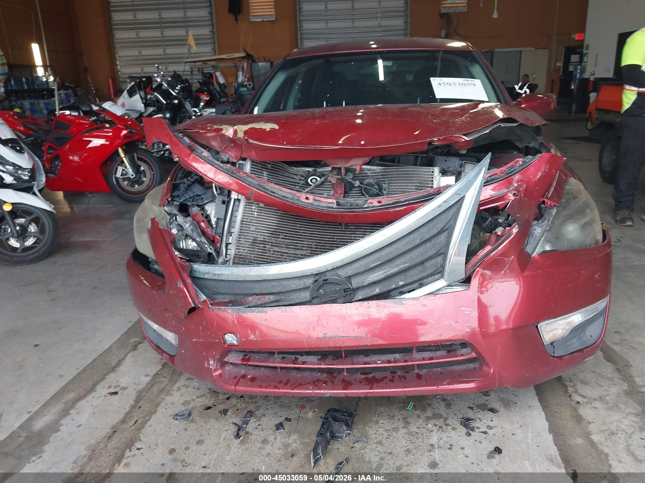 2014 Nissan Altima 2.5/2.5 S/2.5 Sl/2.5 Sv Red vin: 1N4AL3AP2EN352327