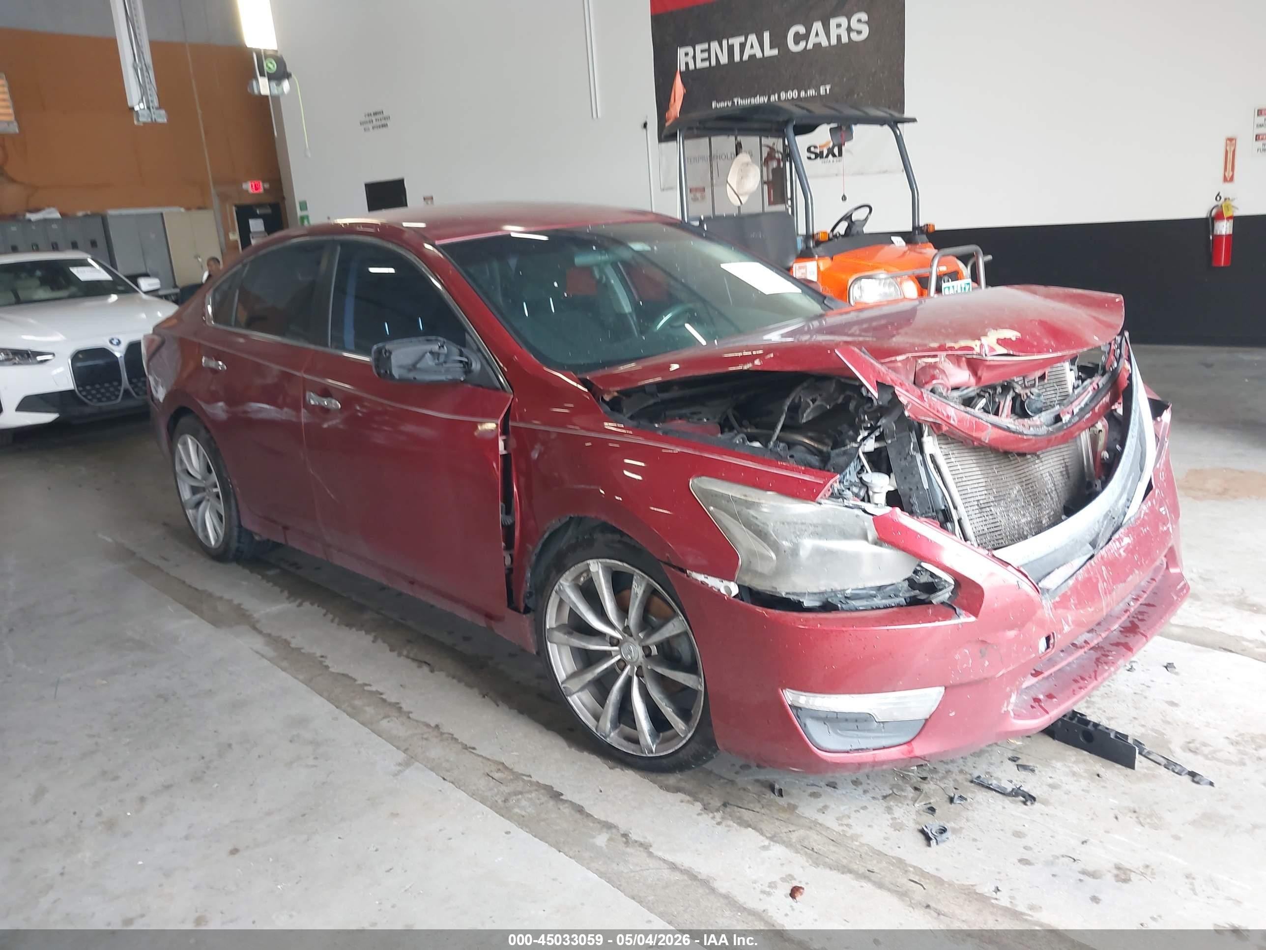 2014 Nissan Altima 2.5/2.5 S/2.5 Sl/2.5 Sv Red vin: 1N4AL3AP2EN352327