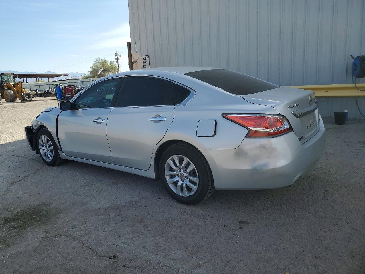 2014 Nissan Altima 2.5 S Silver vin: 1N4AL3AP2EN354479
