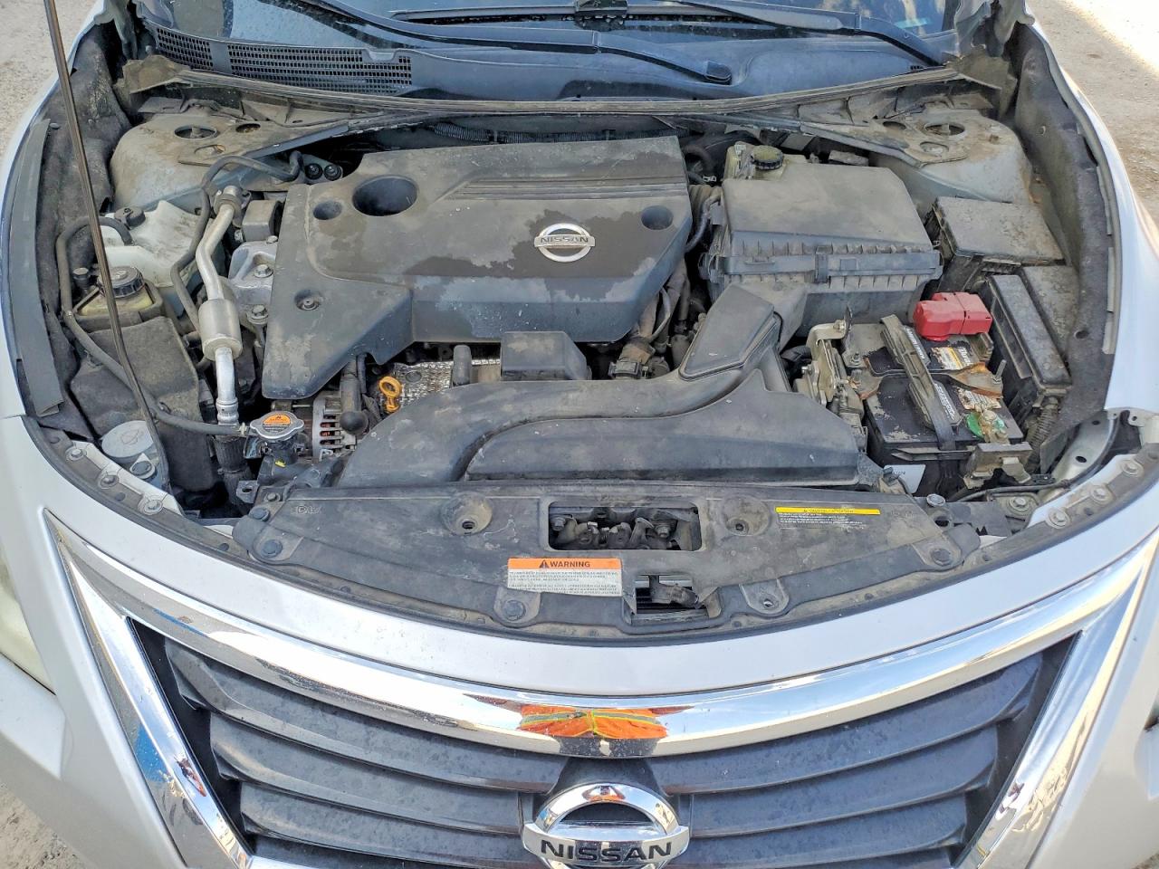 2014 Nissan Altima 2.5 S Silver vin: 1N4AL3AP2EN354479
