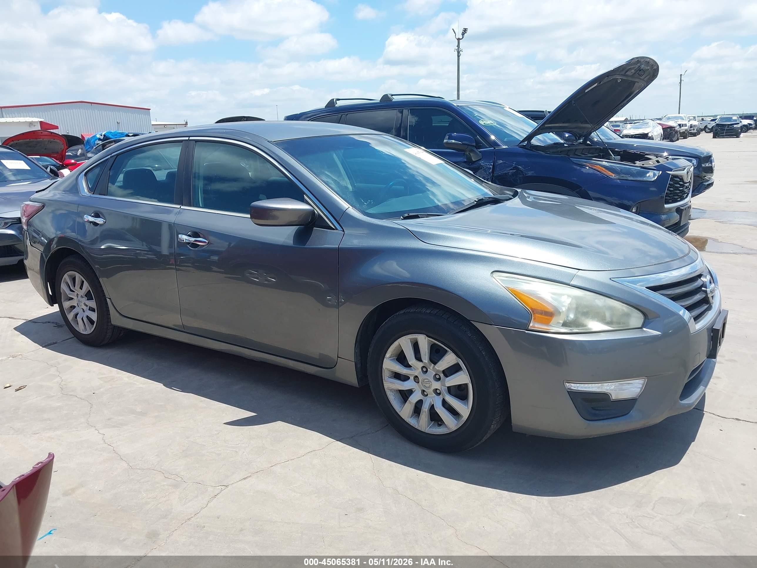 2014 Nissan Altima 2.5 S Gray vin: 1N4AL3AP2EN358113