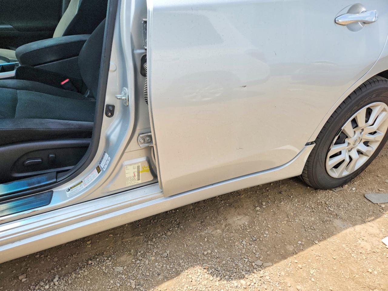 2014 Nissan Altima 2.5 S Silver vin: 1N4AL3AP2EN368916