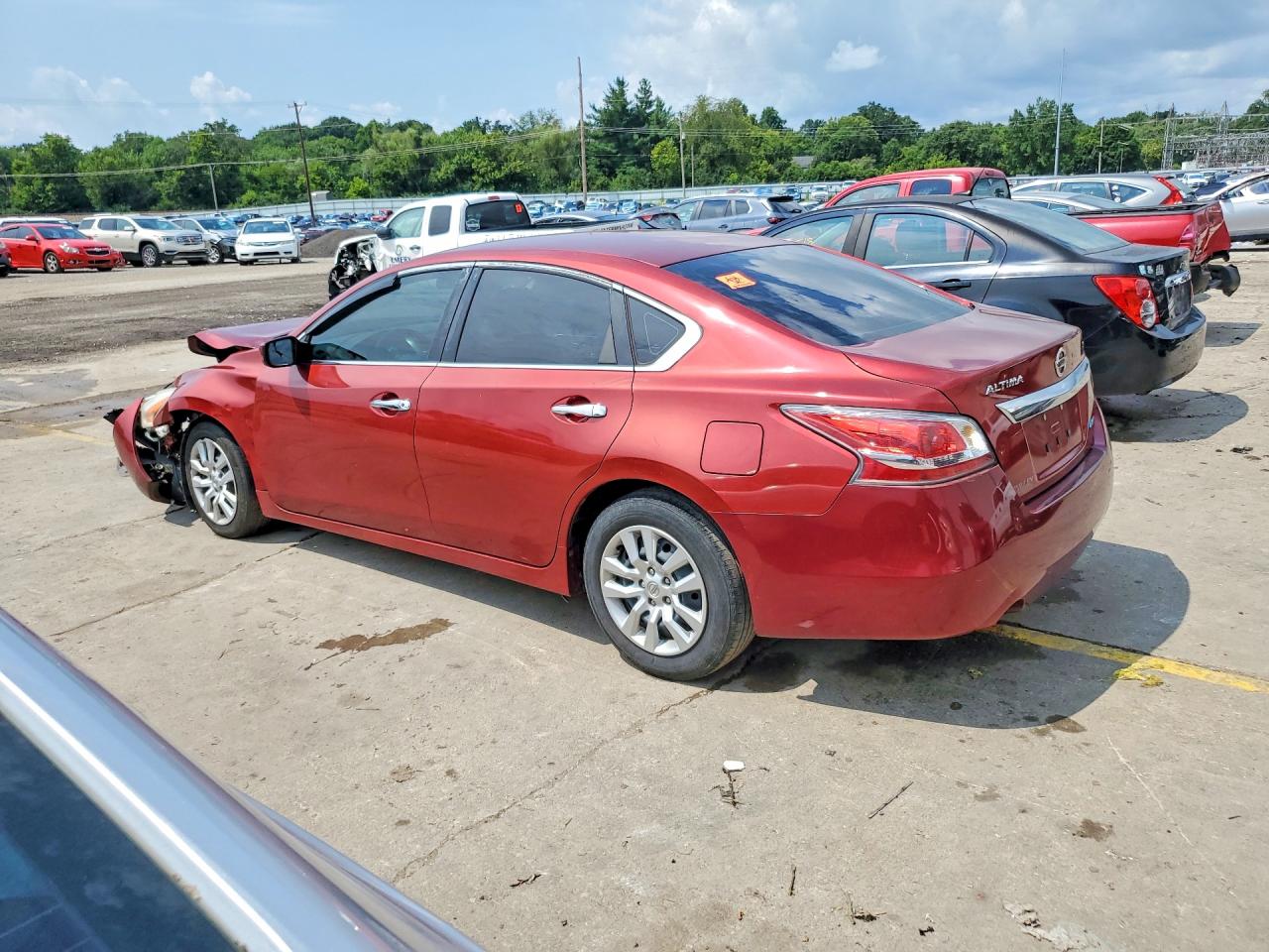 2014 Nissan Altima 2.5 S Red vin: 1N4AL3AP2EN375803