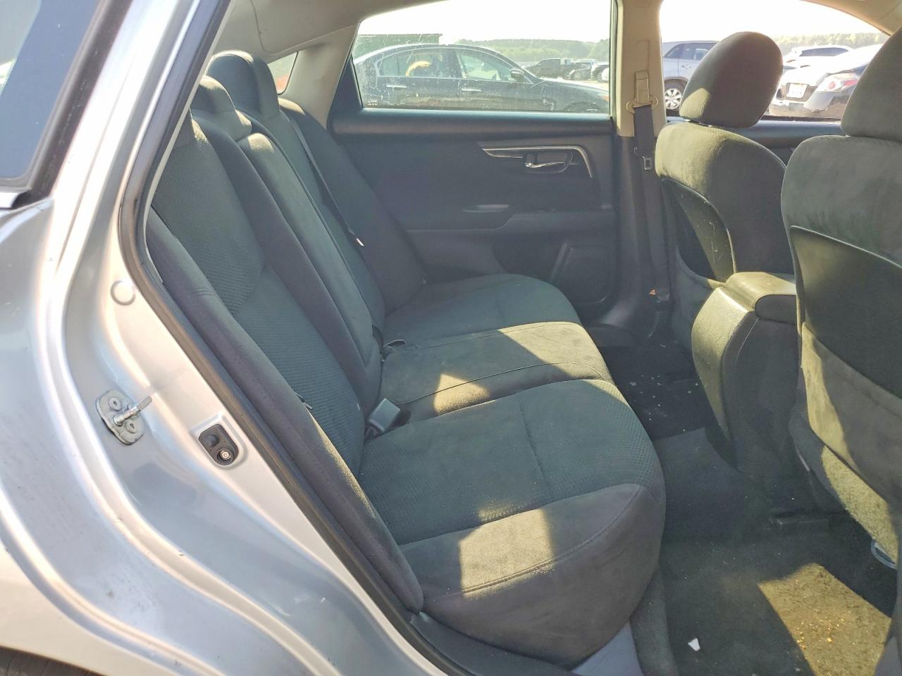 2014 Nissan Altima 2.5 S Silver vin: 1N4AL3AP2EN379673