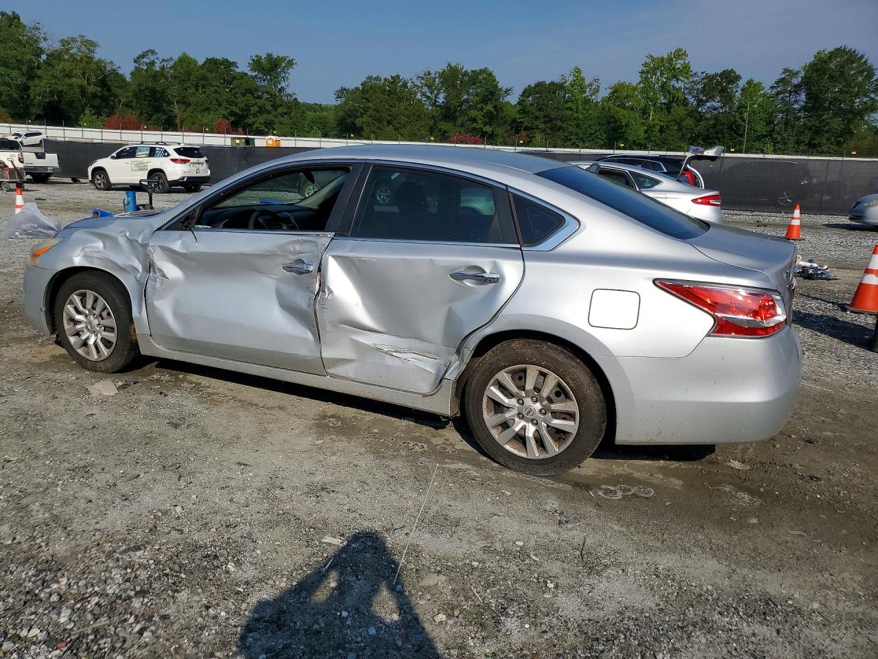2014 Nissan Altima 2.5 S Silver vin: 1N4AL3AP2EN379673