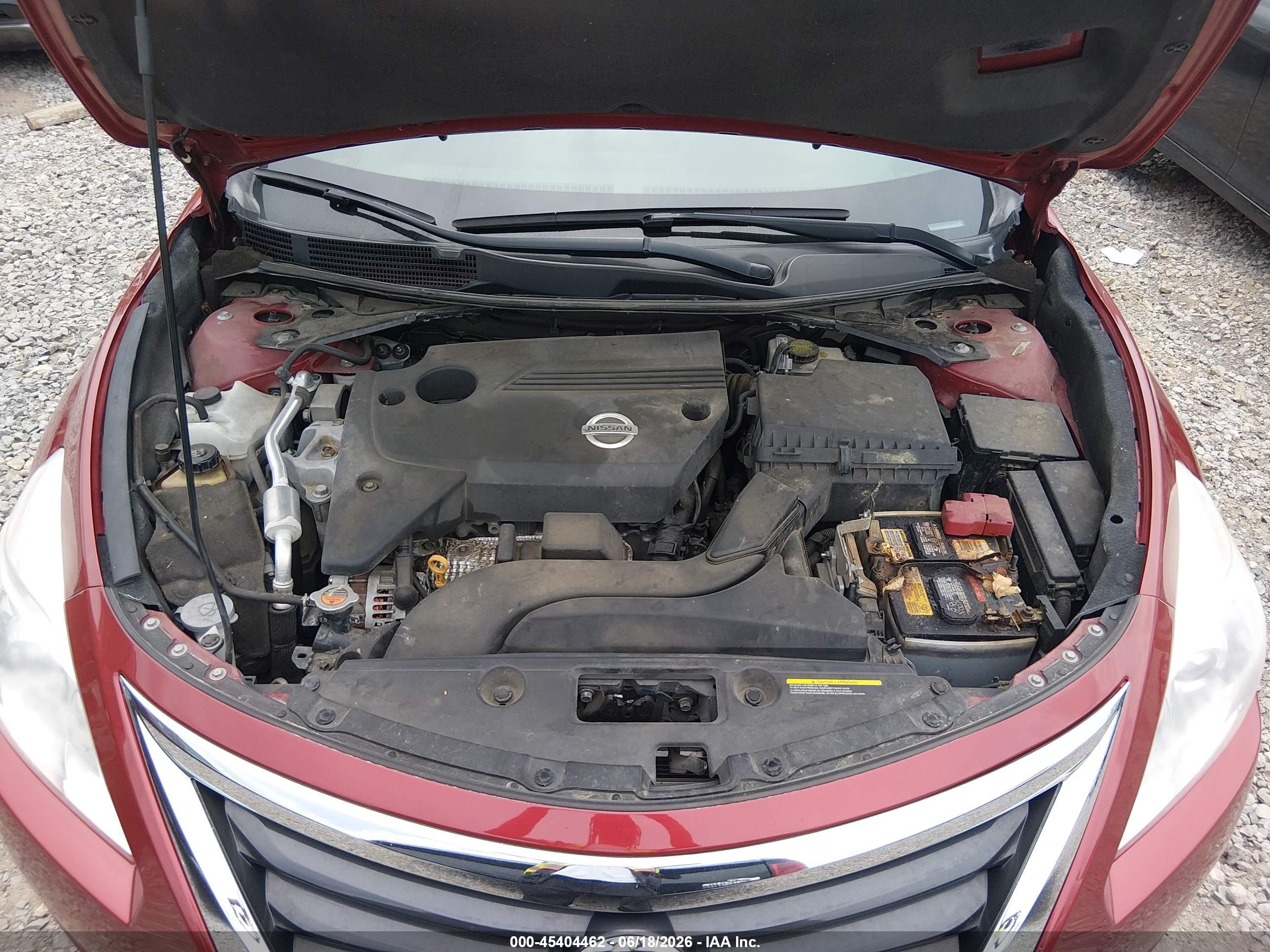 2014 Nissan Altima 2.5 S Red vin: 1N4AL3AP2EN383898
