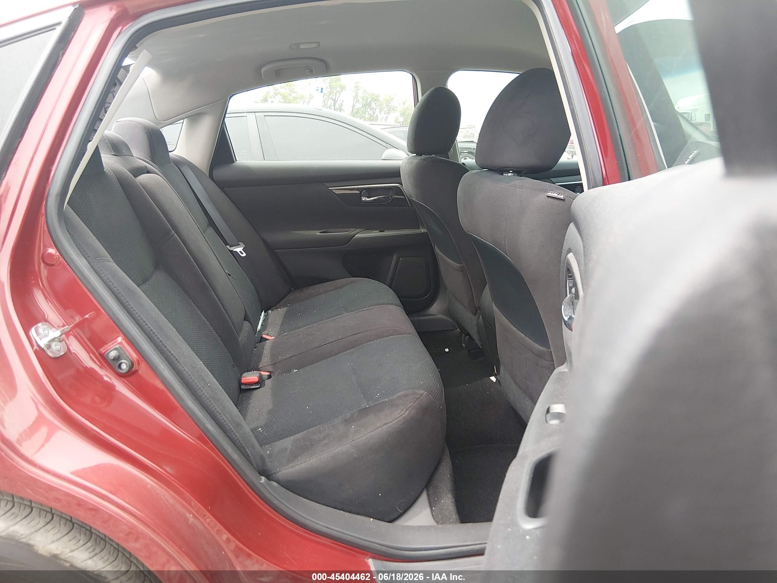 2014 Nissan Altima 2.5 S Red vin: 1N4AL3AP2EN383898