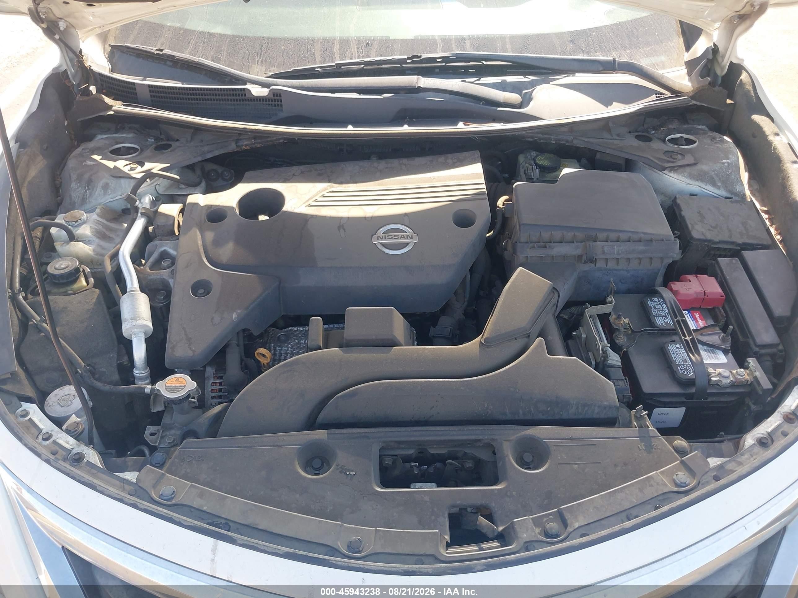 2015 Nissan Altima 2.5 Sv White vin: 1N4AL3AP2FC134188