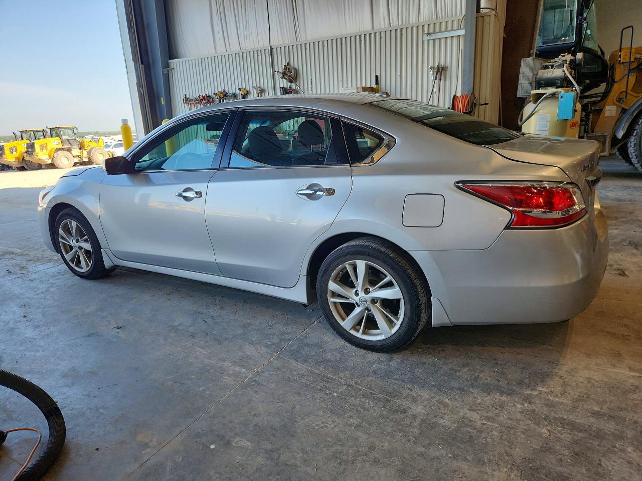 2015 Nissan Altima 2.5 Sv Silver vin: 1N4AL3AP2FC135471
