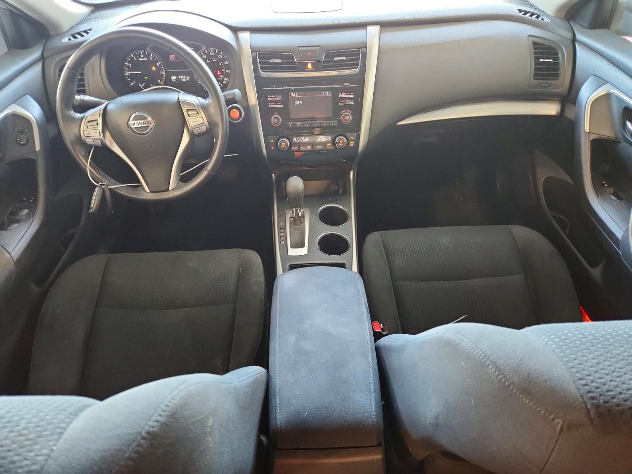 2015 Nissan Altima 2.5 Sv Silver vin: 1N4AL3AP2FC135471