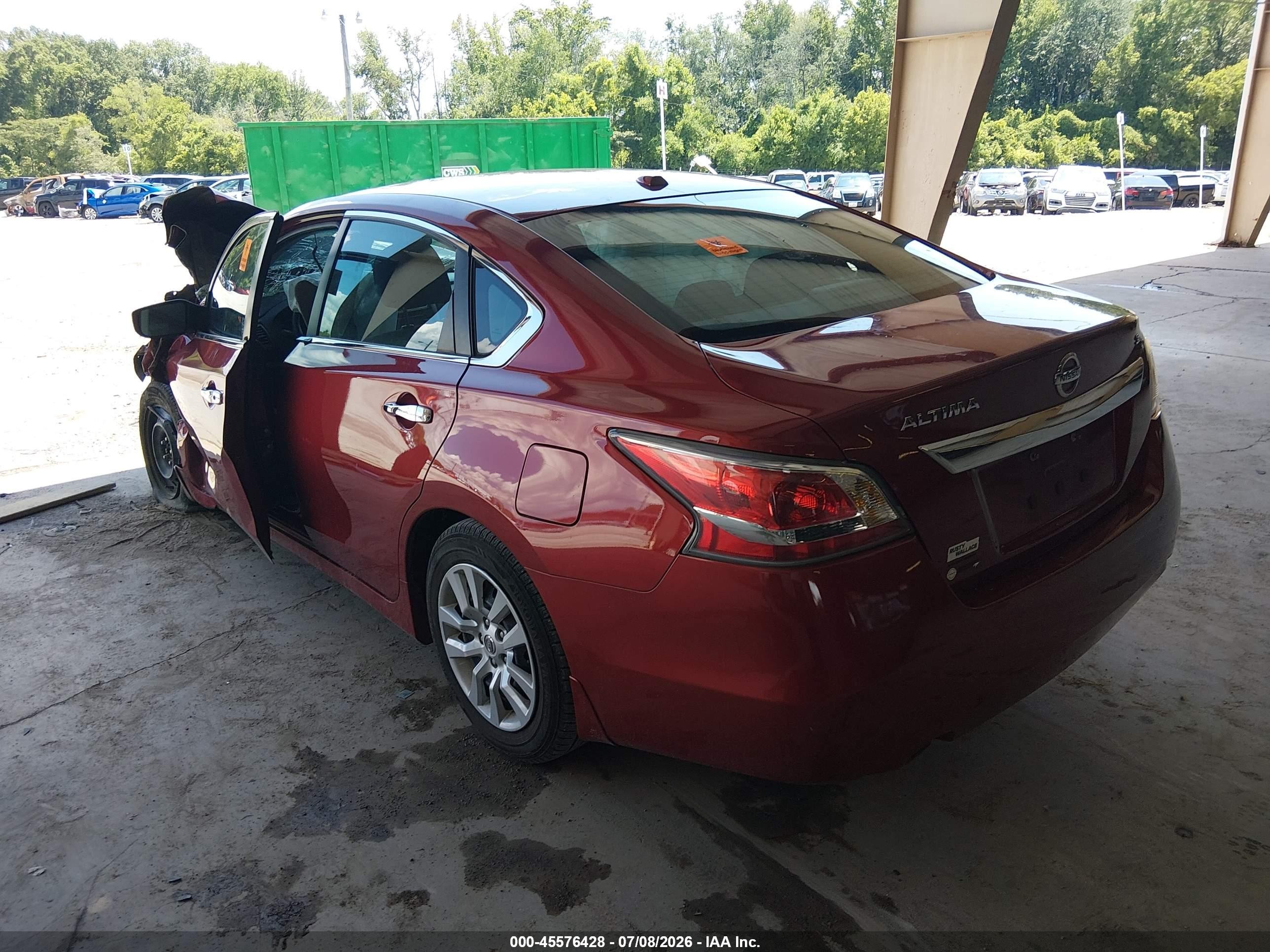 2015 Nissan Altima 2.5 S Red vin: 1N4AL3AP2FC162220