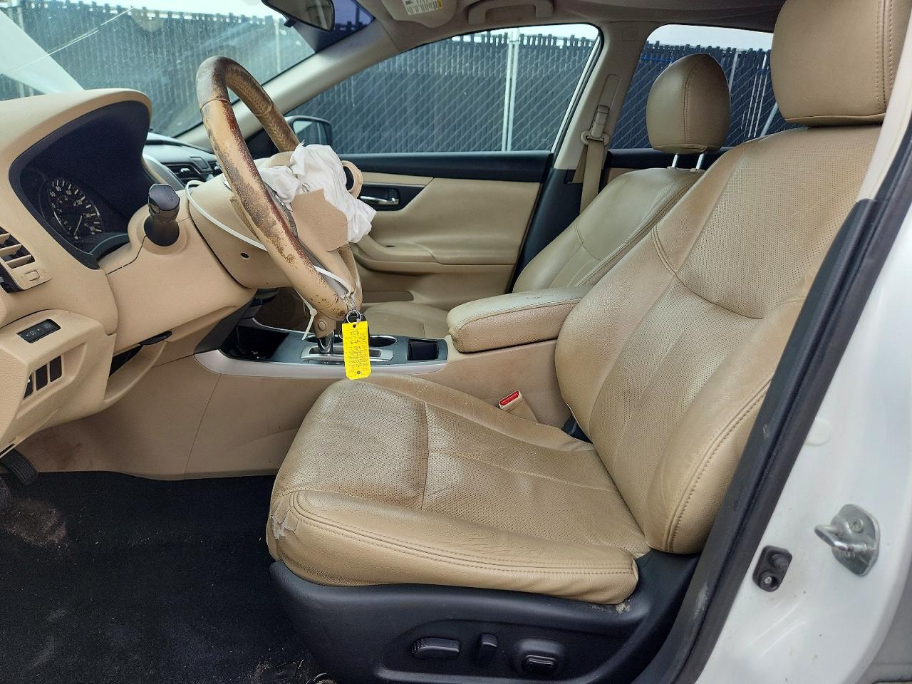 2015 Nissan Altima 2.5 Sv White vin: 1N4AL3AP2FC166817