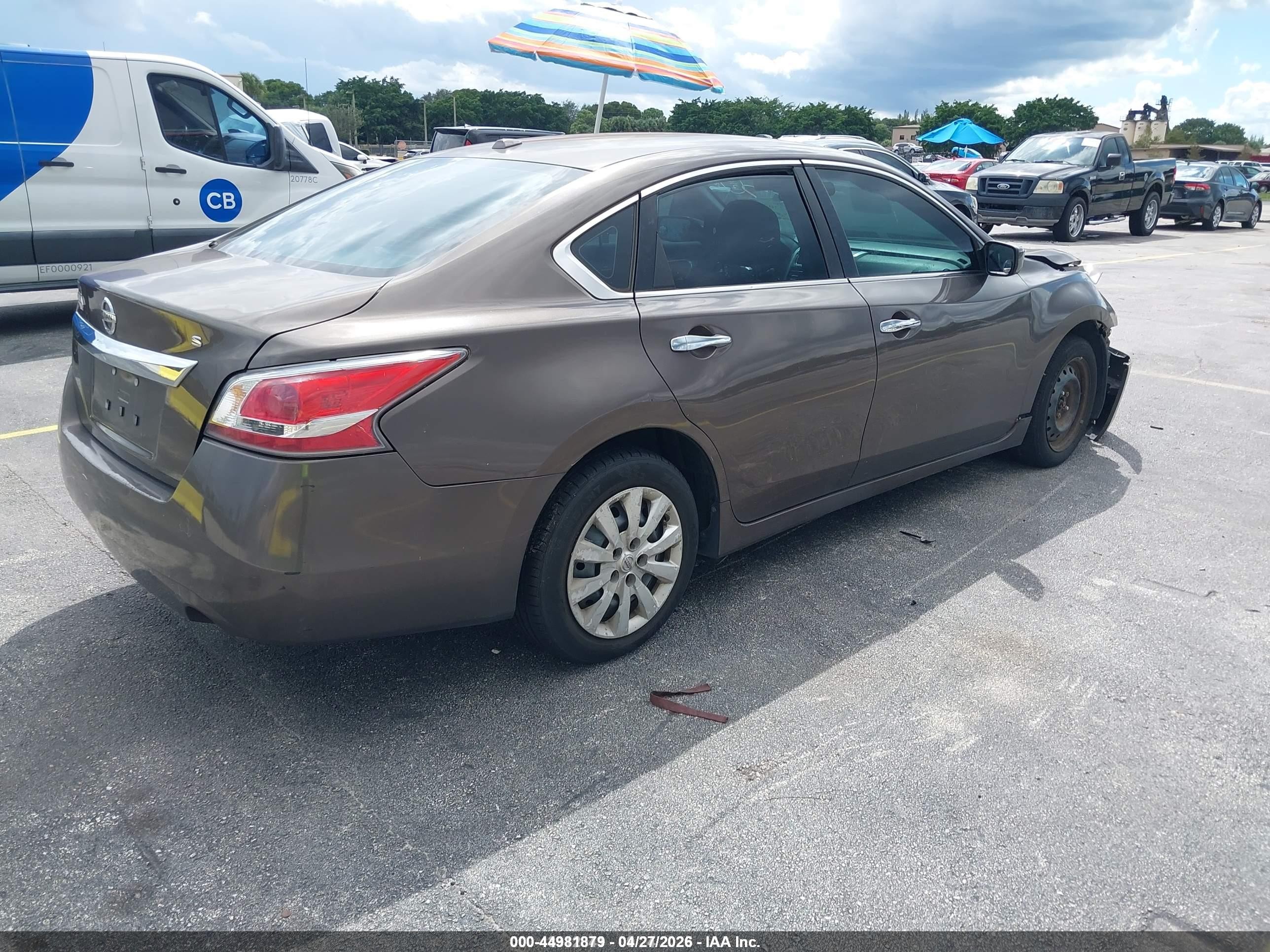 2015 Nissan Altima 2.5/2.5 S/2.5 Sl/2.5 Sv Brown vin: 1N4AL3AP2FC183472