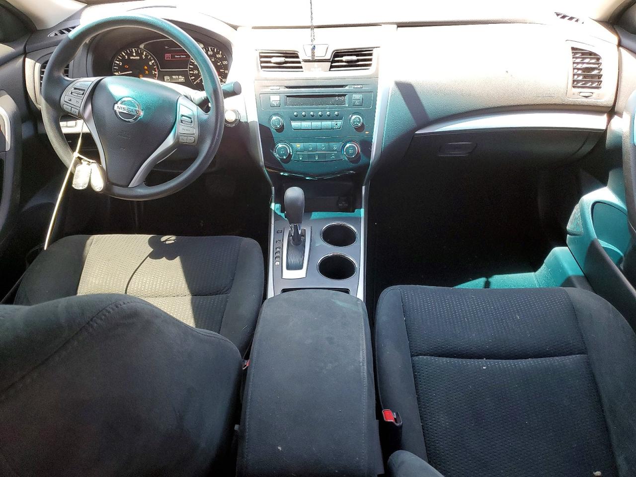 2015 Nissan Altima 2.5 S Белый vin: 1N4AL3AP2FC193323