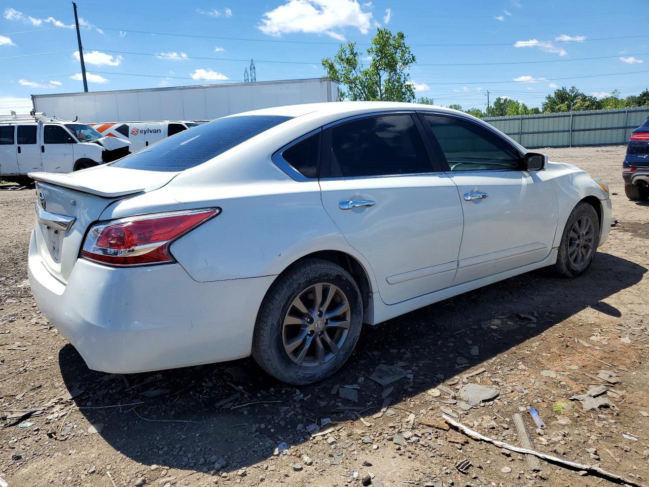 2015 Nissan Altima 2.5 S Белый vin: 1N4AL3AP2FC193323