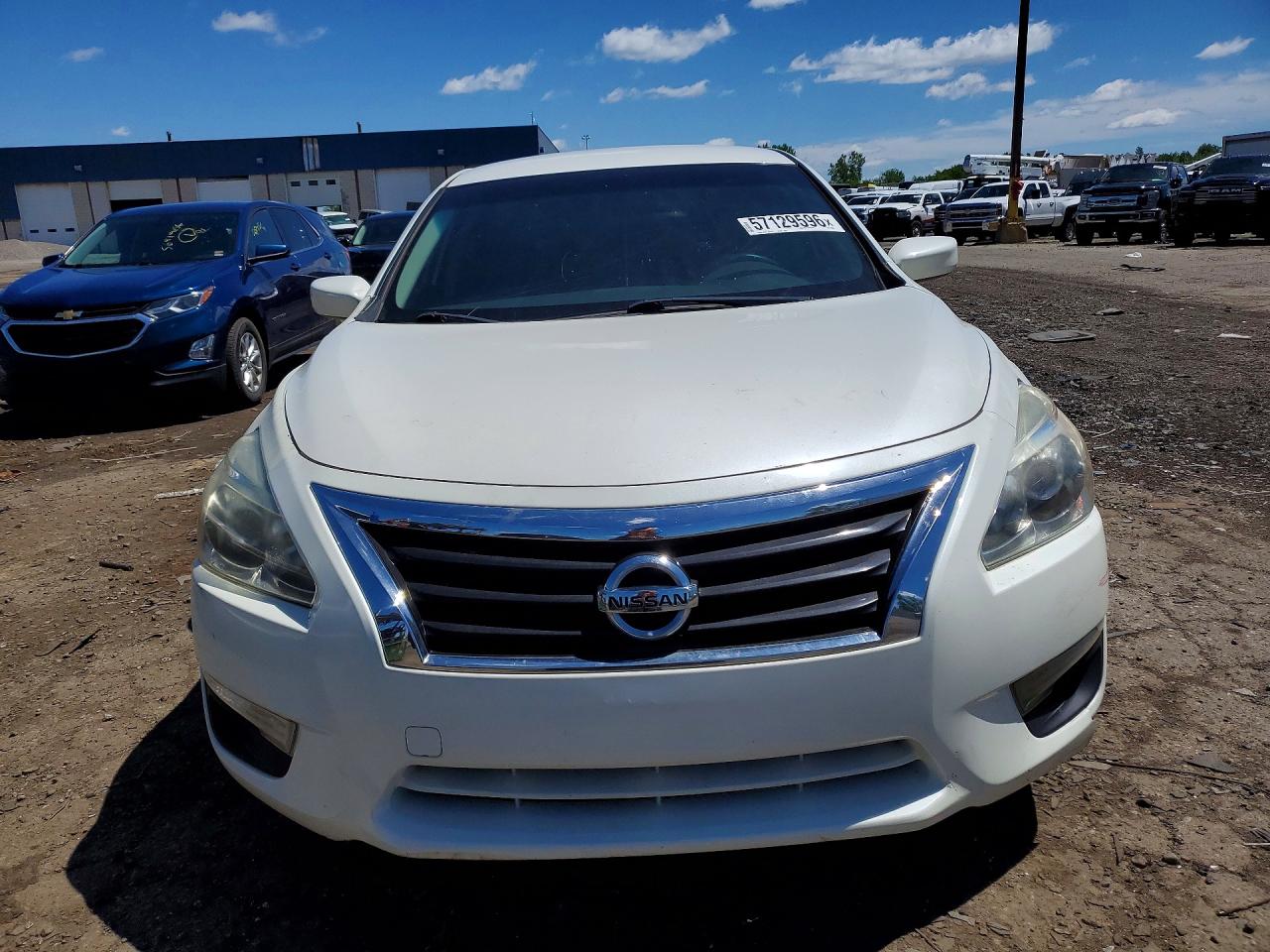 2015 Nissan Altima 2.5 S Белый vin: 1N4AL3AP2FC193323