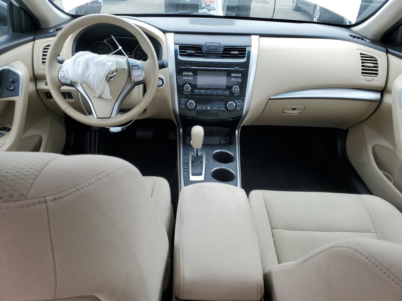 2015 Nissan Altima 2.5 White vin: 1N4AL3AP2FC201002