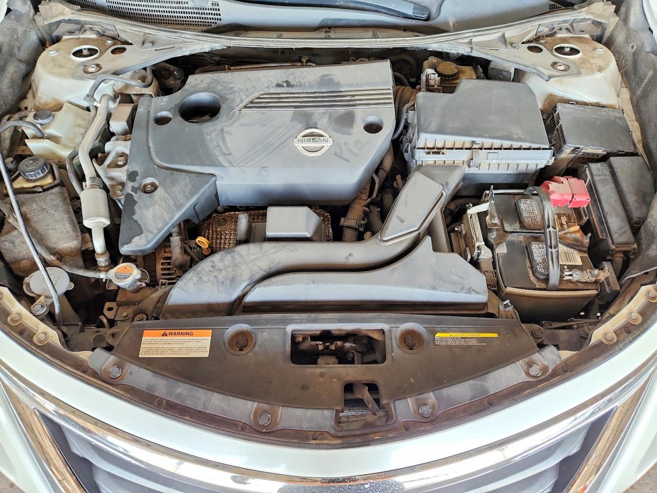 2015 Nissan Altima 2.5 S White vin: 1N4AL3AP2FC201808
