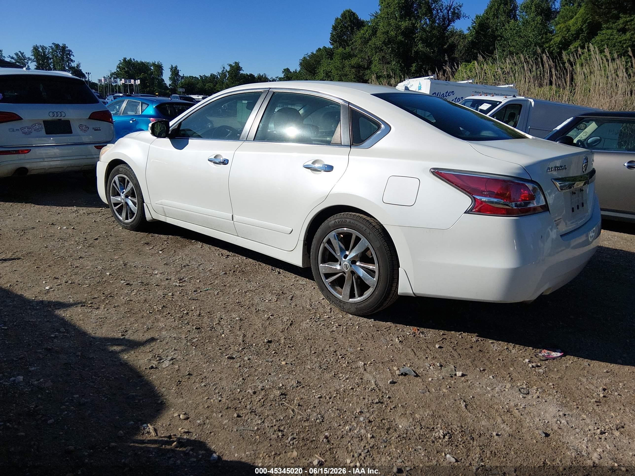 2015 Nissan Altima 2.5 Sl White vin: 1N4AL3AP2FC214946