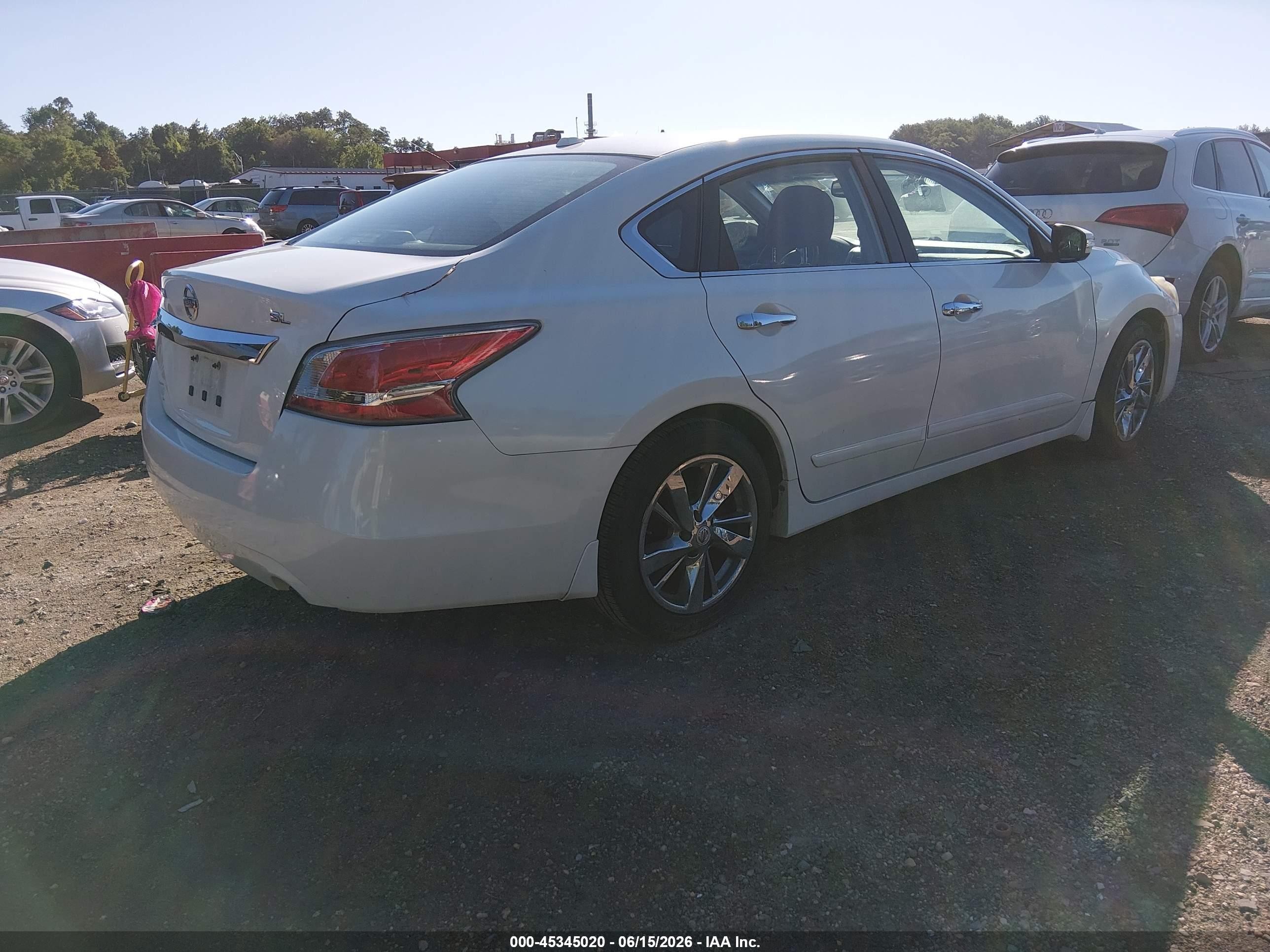 2015 Nissan Altima 2.5 Sl White vin: 1N4AL3AP2FC214946