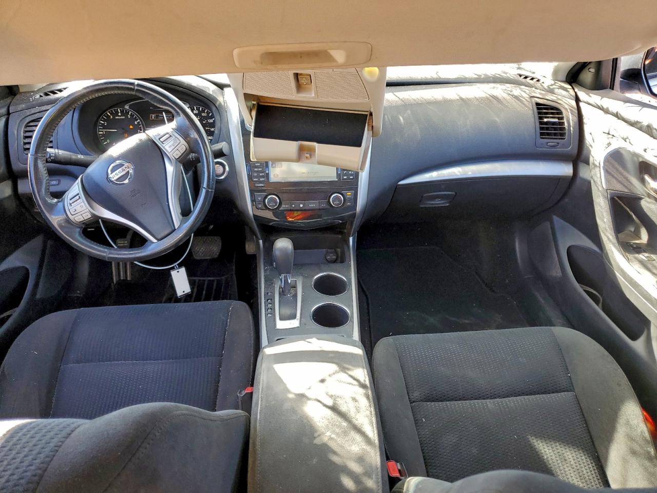 2015 Nissan Altima 2.5 White vin: 1N4AL3AP2FC219371