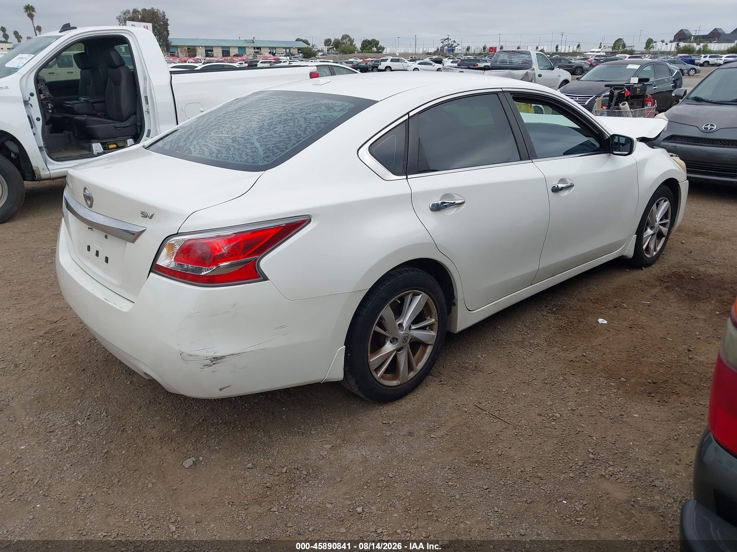 2015 Nissan Altima 2.5 Sv White vin: 1N4AL3AP2FC226837