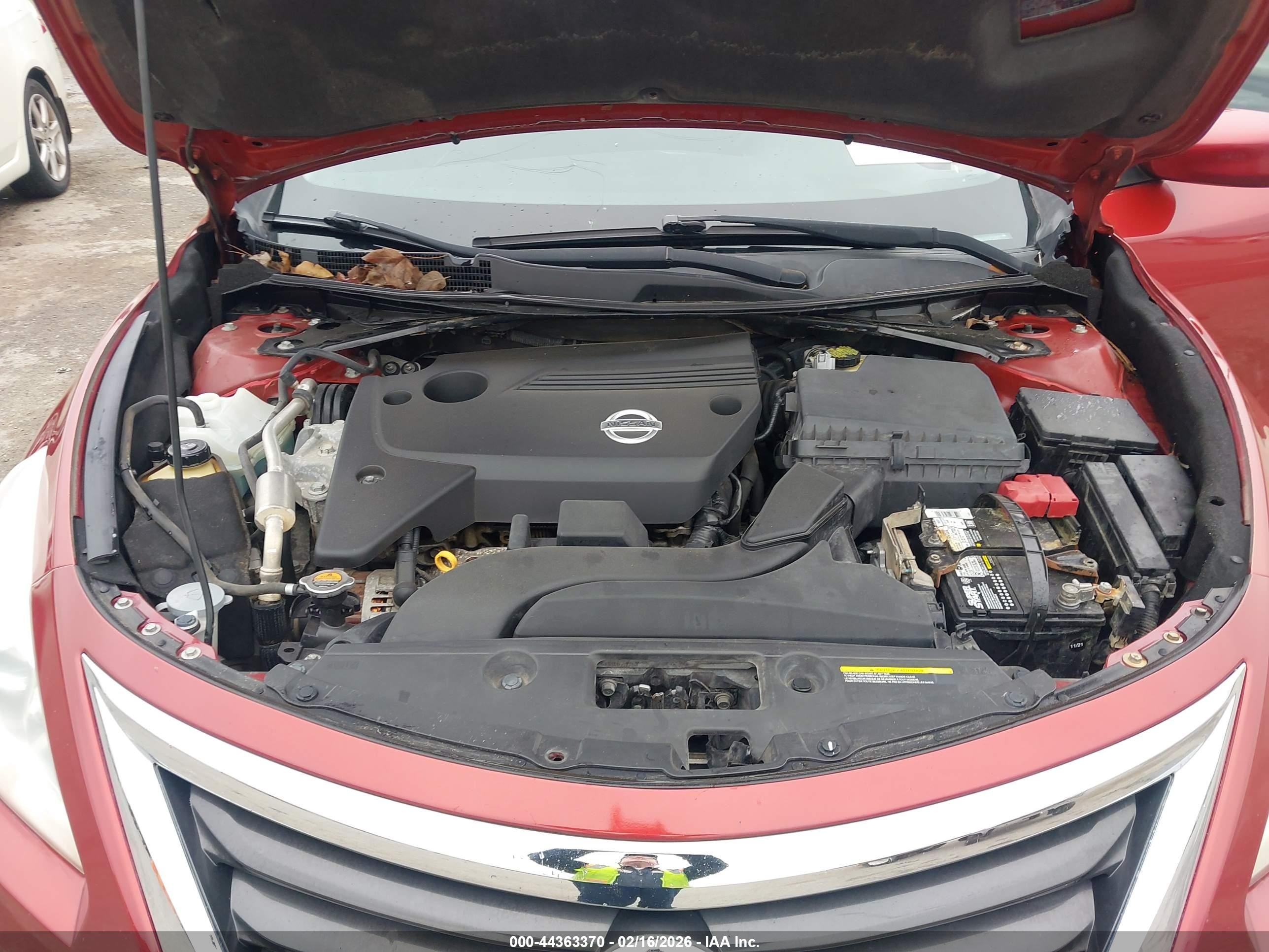 2015 Nissan Altima 2.5/2.5 S/2.5 Sl/2.5 Sv Red vin: 1N4AL3AP2FC245470