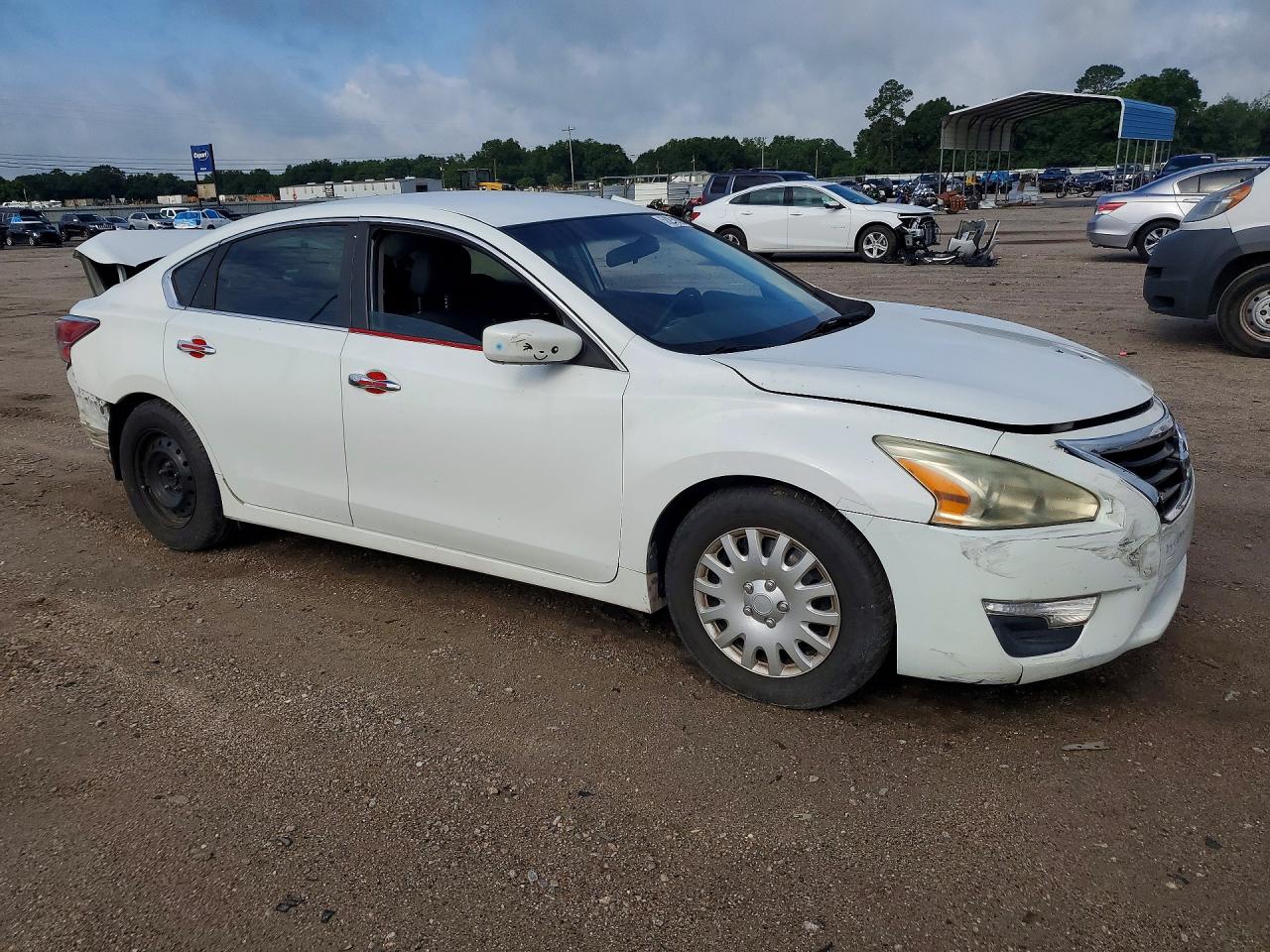 2015 Nissan Altima 2.5 S White vin: 1N4AL3AP2FC250698