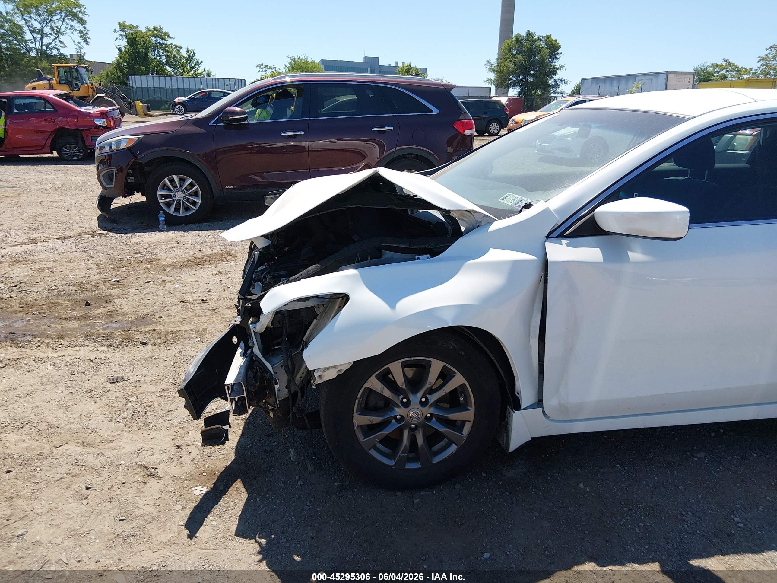 2015 Nissan Altima 2.5 S Белый vin: 1N4AL3AP2FC251687