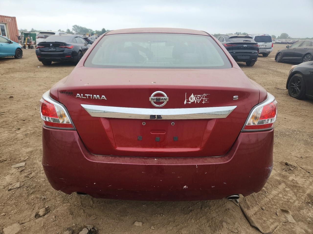 2015 Nissan Altima 2.5 S Red vin: 1N4AL3AP2FC260437