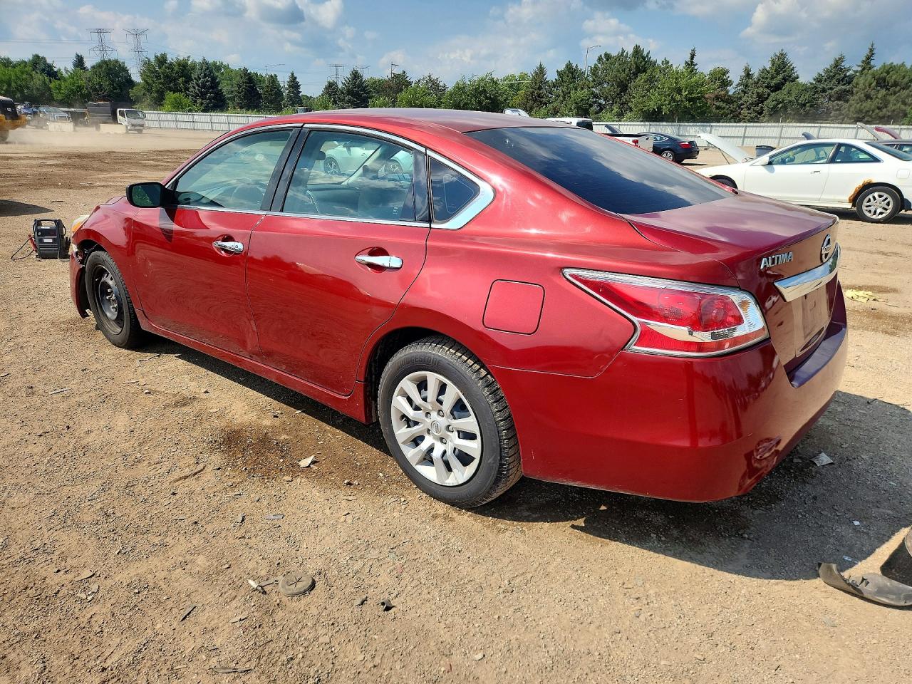 2015 Nissan Altima 2.5 S Красный vin: 1N4AL3AP2FC261457