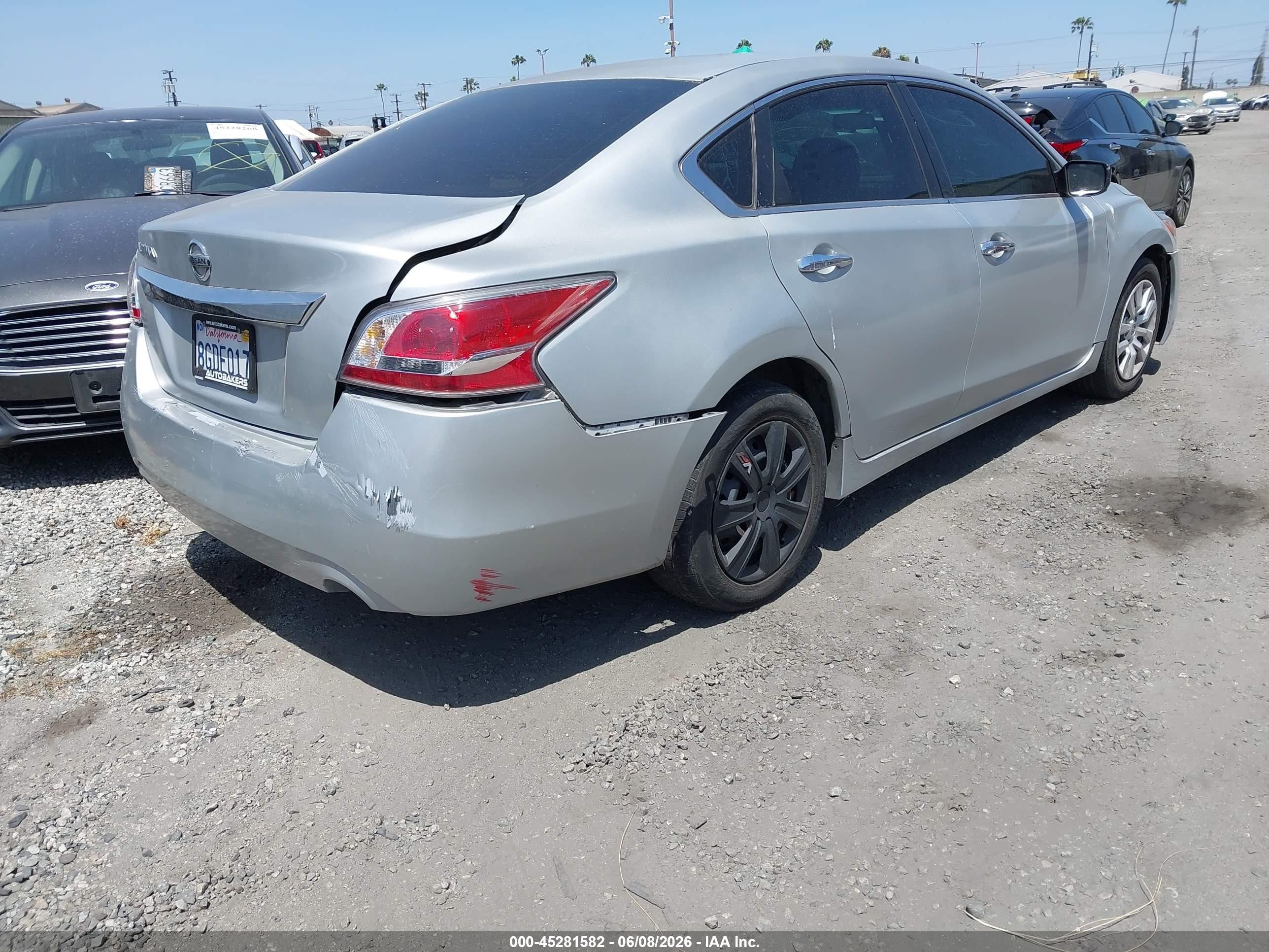 2015 Nissan Altima 2.5/2.5 S/2.5 Sl/2.5 Sv Silver vin: 1N4AL3AP2FC272166