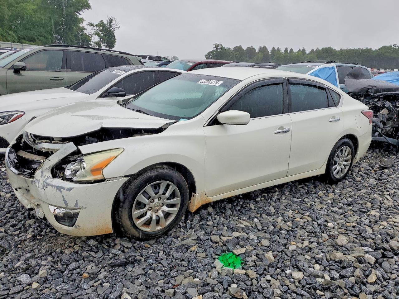 2015 Nissan Altima 2.5 S White vin: 1N4AL3AP2FC273740