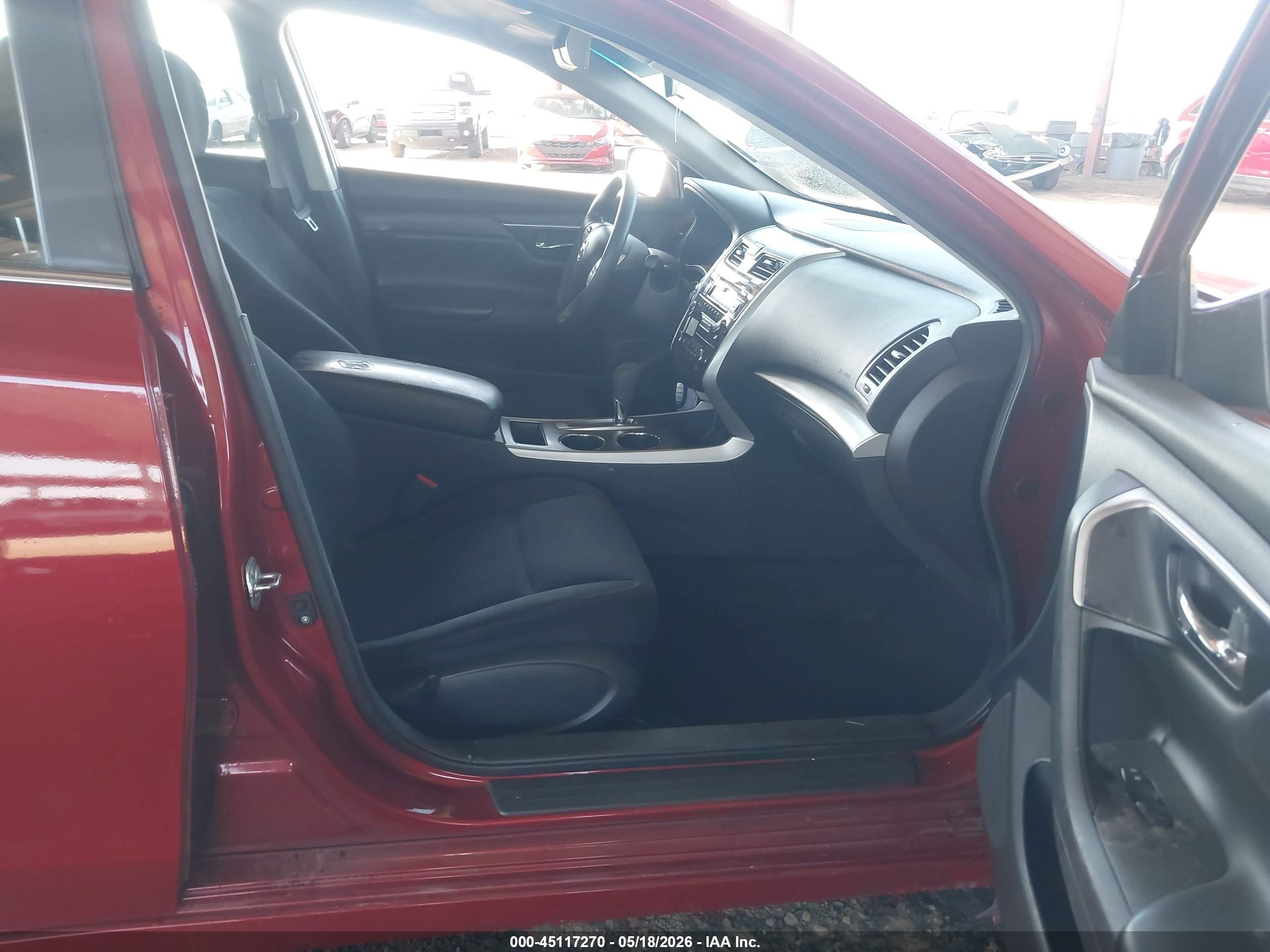 2015 Nissan Altima 2.5 S Red vin: 1N4AL3AP2FC273981