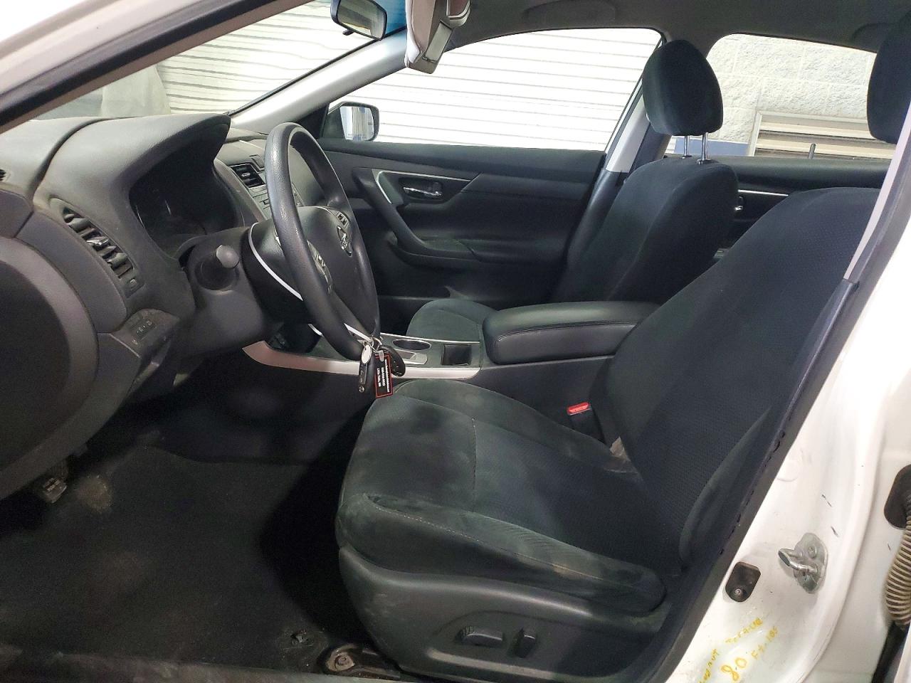 2015 Nissan Altima 2.5 S Белый vin: 1N4AL3AP2FC282115