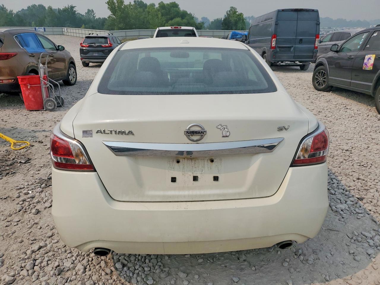2015 Nissan Altima White vin: 1N4AL3AP2FC285564