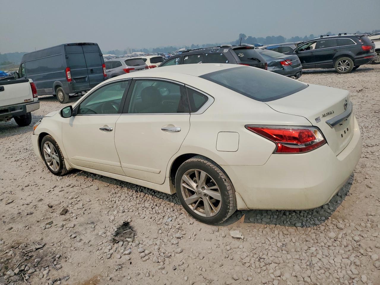 2015 Nissan Altima White vin: 1N4AL3AP2FC285564