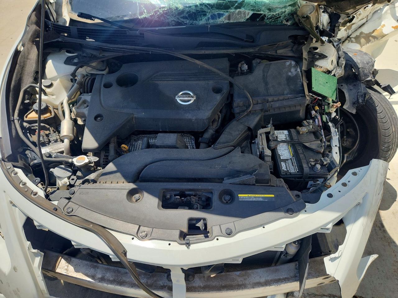 2015 Nissan Altima 2.5 S White vin: 1N4AL3AP2FC295642