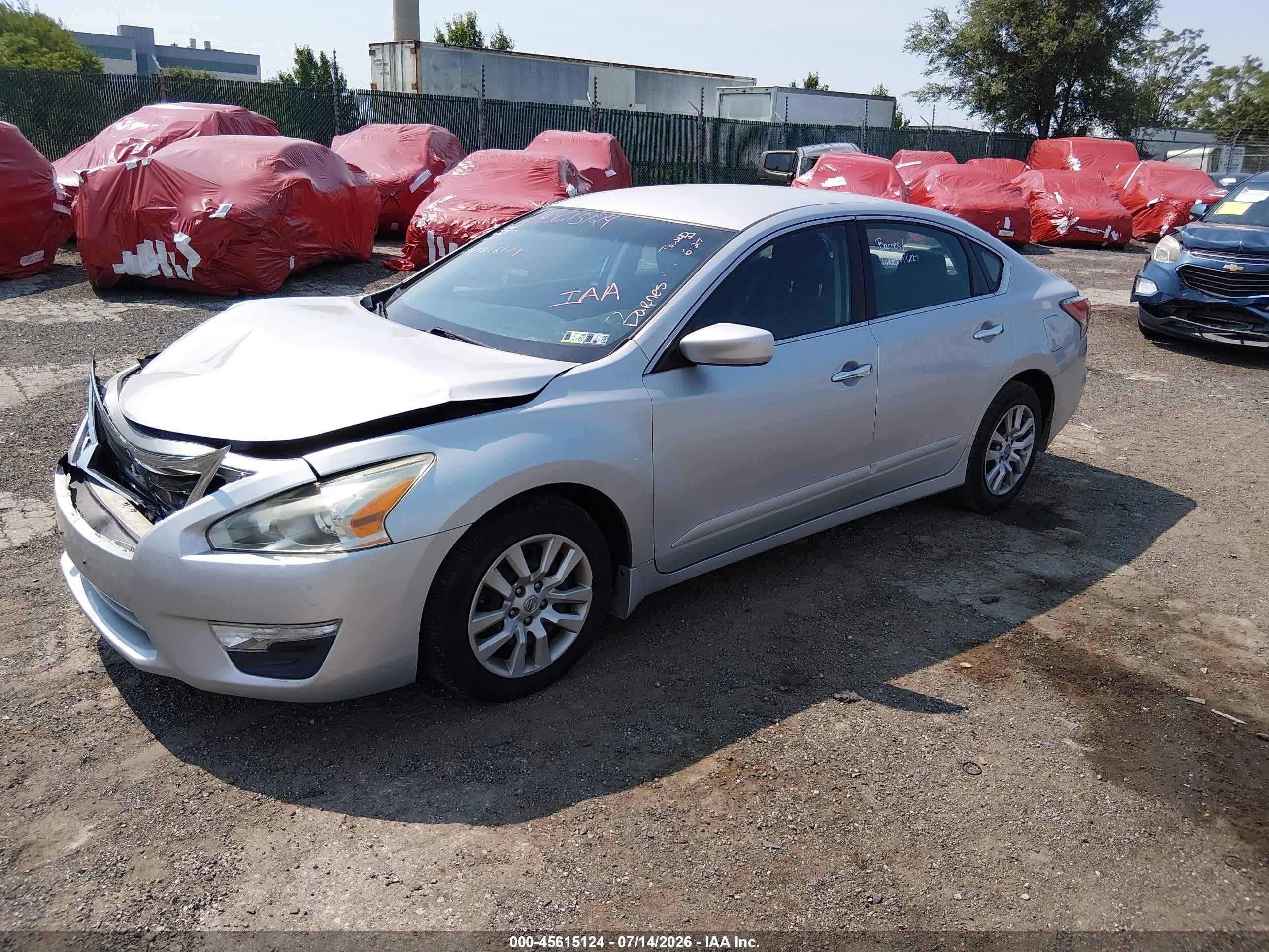 2015 Nissan Altima 2.5 S Silver vin: 1N4AL3AP2FC412913