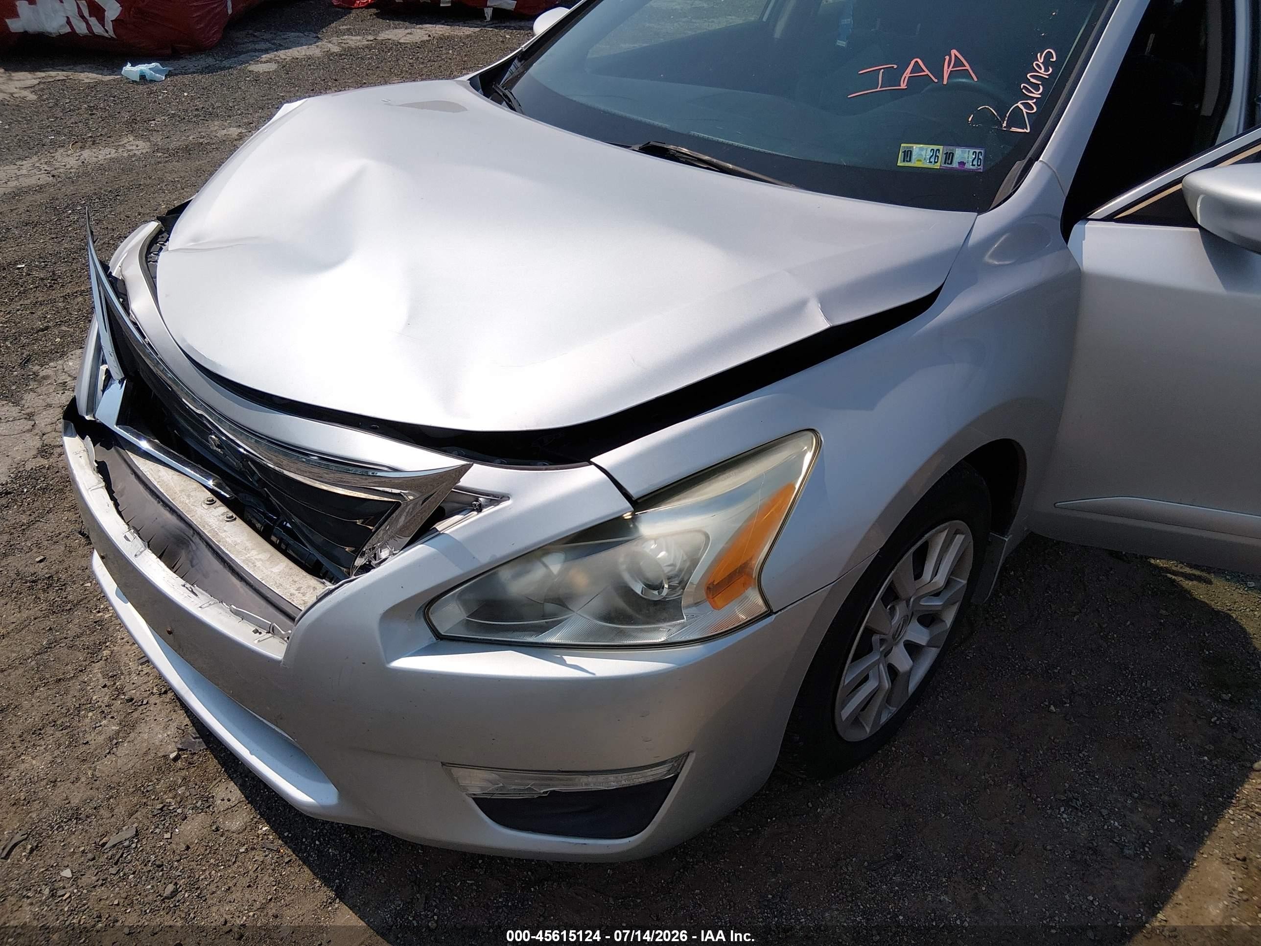 2015 Nissan Altima 2.5 S Silver vin: 1N4AL3AP2FC412913