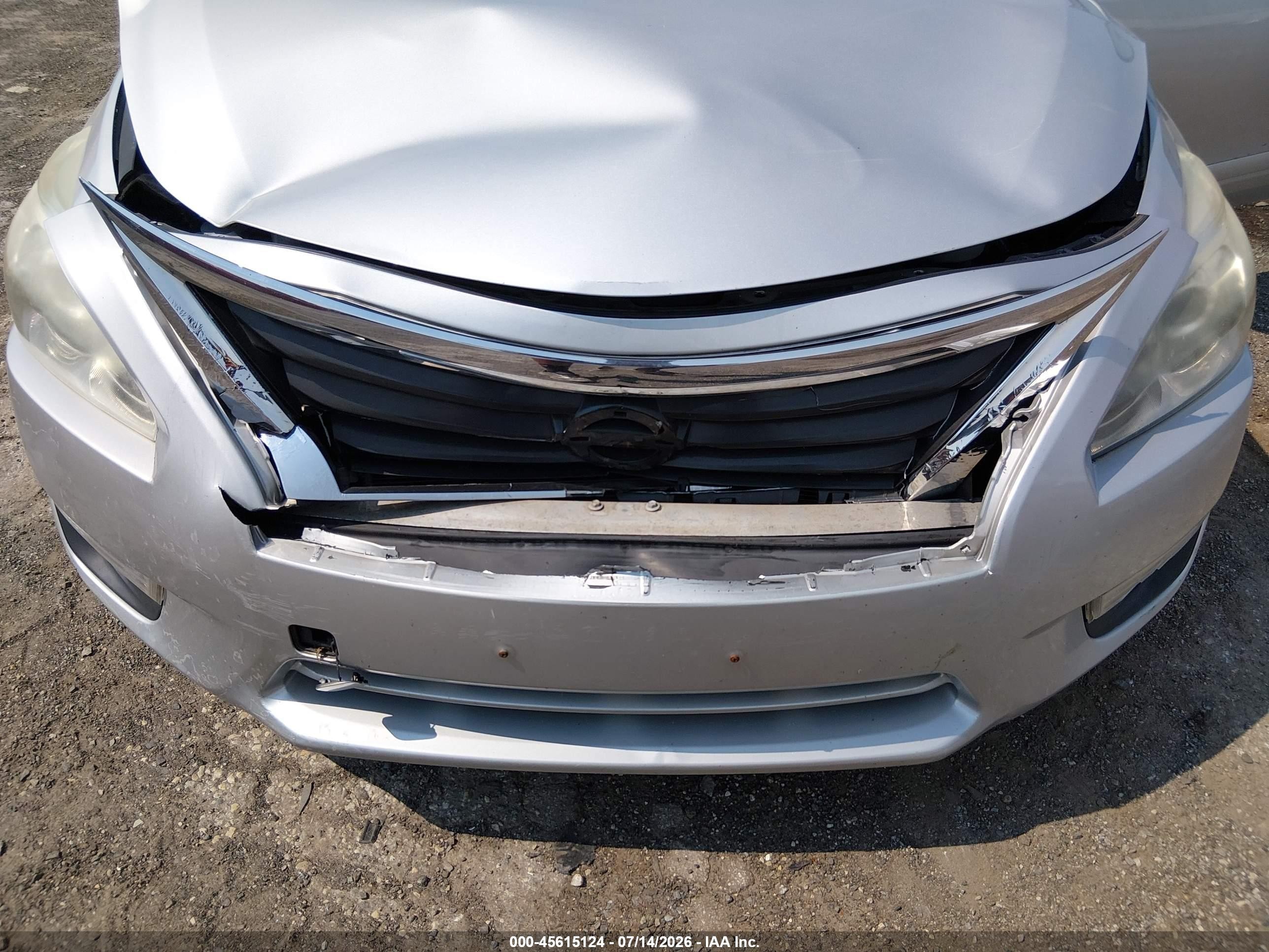 2015 Nissan Altima 2.5 S Silver vin: 1N4AL3AP2FC412913