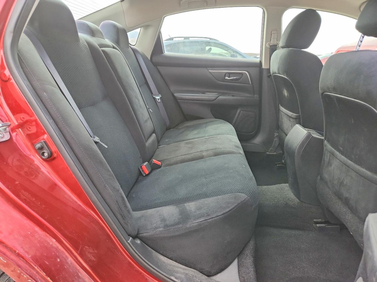 2015 Nissan Altima 2.5 S Maroon vin: 1N4AL3AP2FC415181