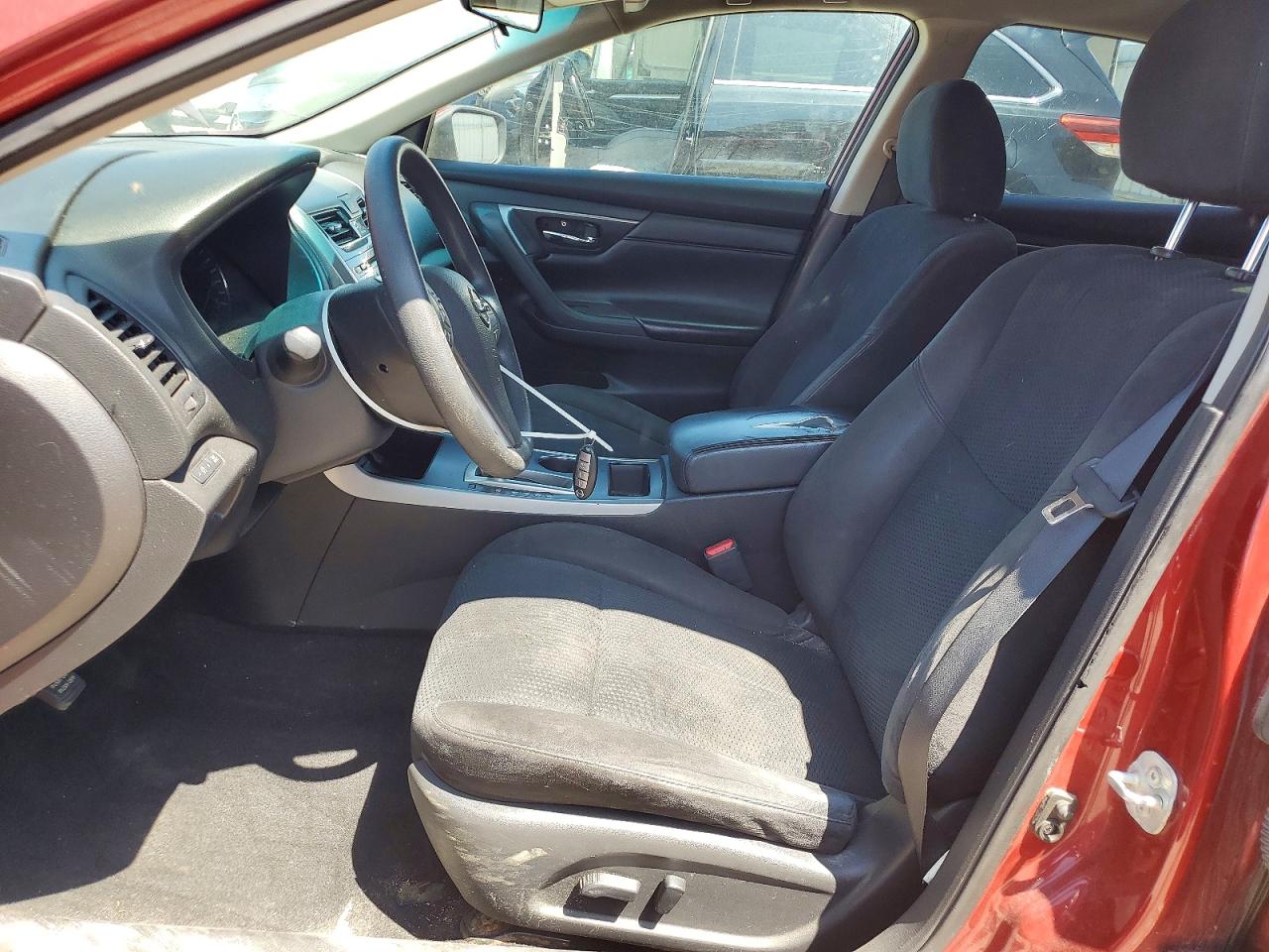 2015 Nissan Altima 2.5 S Red vin: 1N4AL3AP2FC429906
