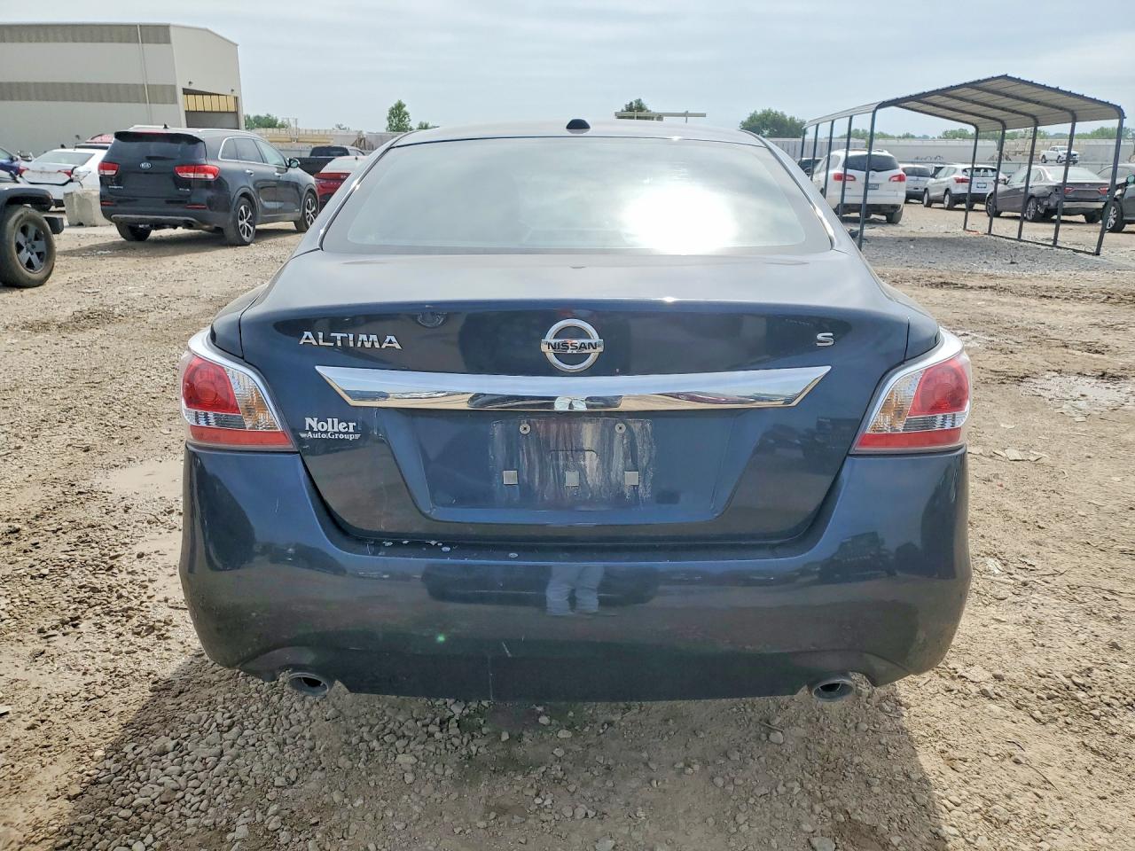 2015 Nissan Altima 2.5 S Серый vin: 1N4AL3AP2FC430666