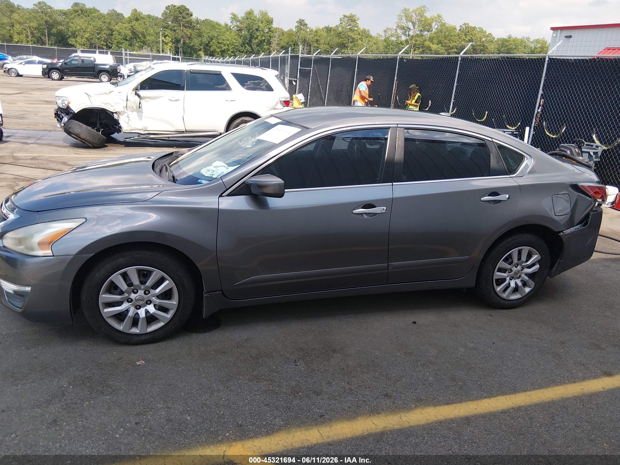2015 Nissan Altima 2.5 S Gray vin: 1N4AL3AP2FC431252