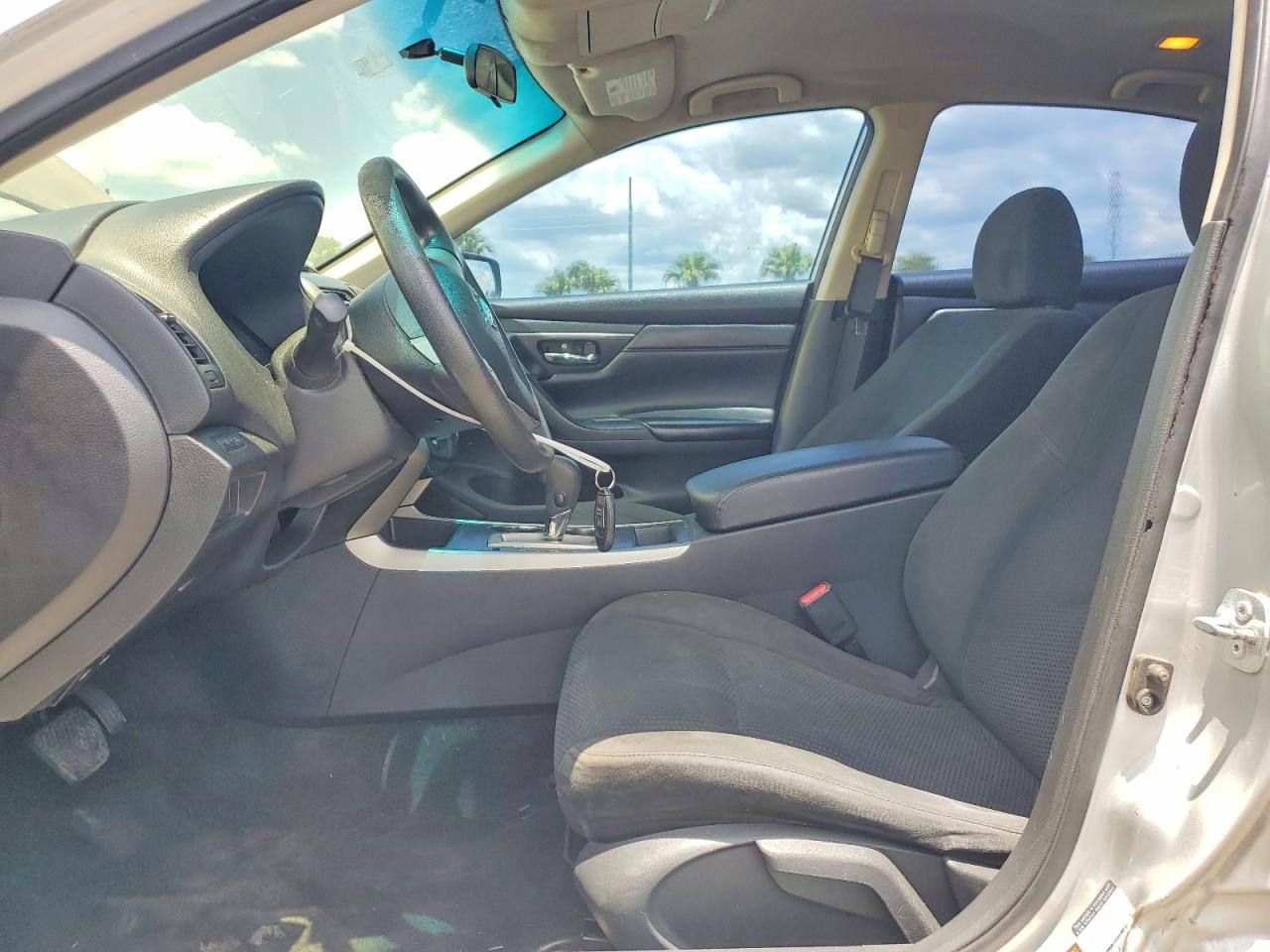 2015 Nissan Altima 2.5 Gold vin: 1N4AL3AP2FC434023