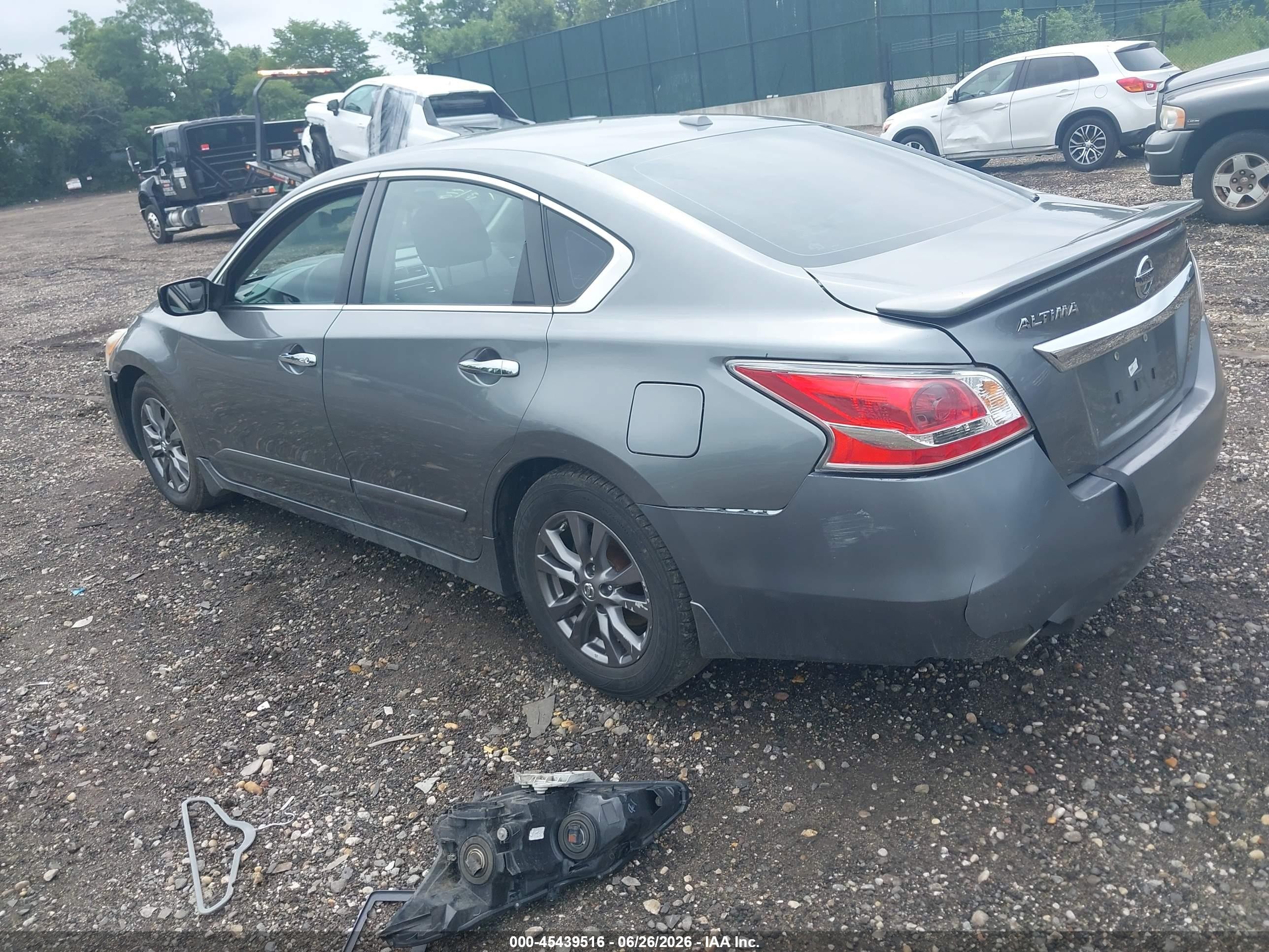 2015 Nissan Altima 2.5 S Gray vin: 1N4AL3AP2FC434183