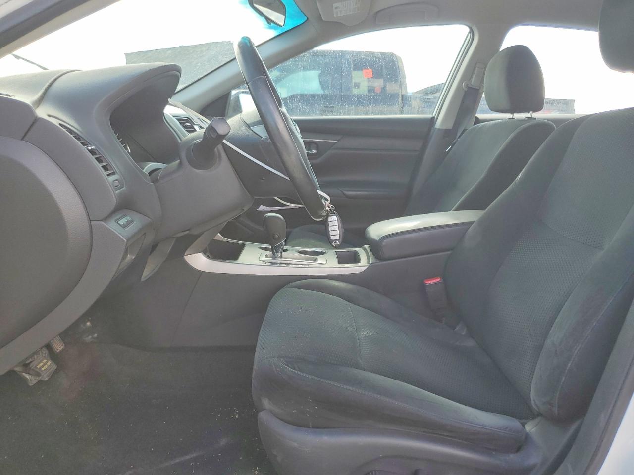 2015 Nissan Altima 2.5 Sv White vin: 1N4AL3AP2FC443076