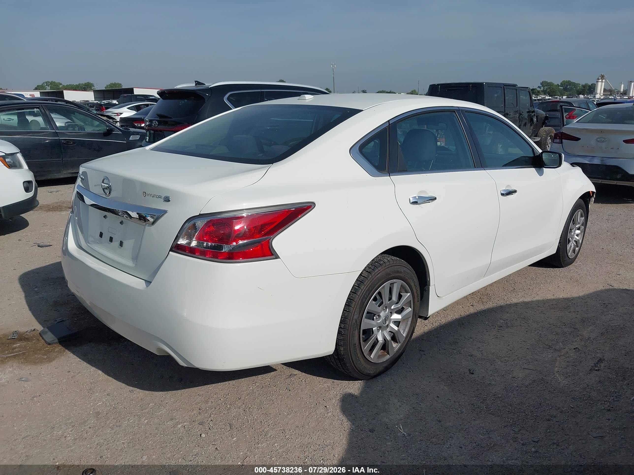 2015 Nissan Altima 2.5/2.5 S/2.5 Sl/2.5 Sv White vin: 1N4AL3AP2FC458208